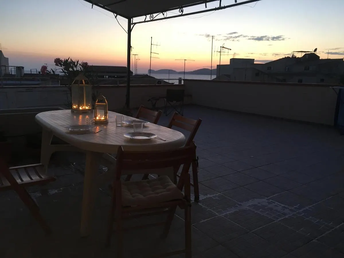 Appartamento Con Grande Terrazza Sul Mare Alghero