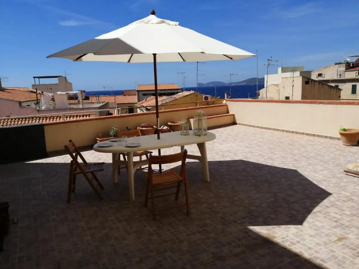 Appartamento con grande terrazza sul mare Alghero 0*,