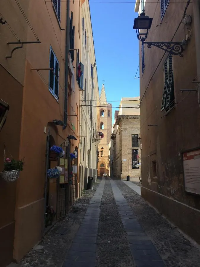 Casa vacanze Appartamento con grande terrazza sul mare Alghero Italia