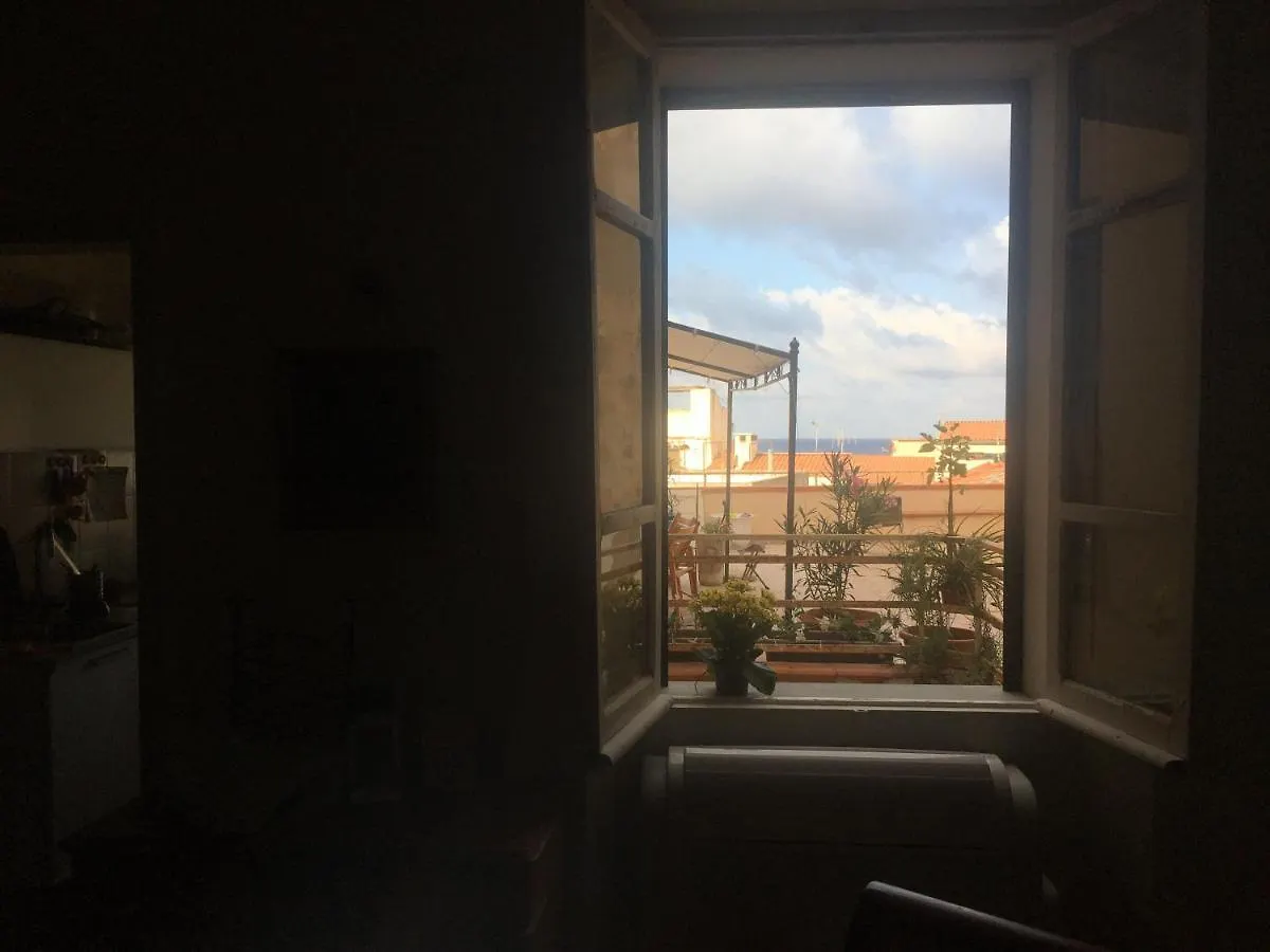 Appartamento con grande terrazza sul mare Alghero Casa vacanze